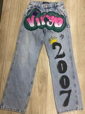 Aéropostale Light Wash Jeans with Pink & Green Flower Graphic